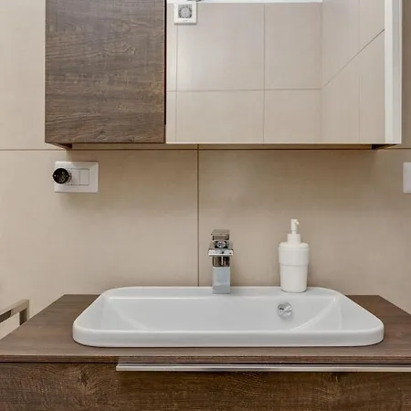 Loft Moderno Sui Navigli Apartamento *