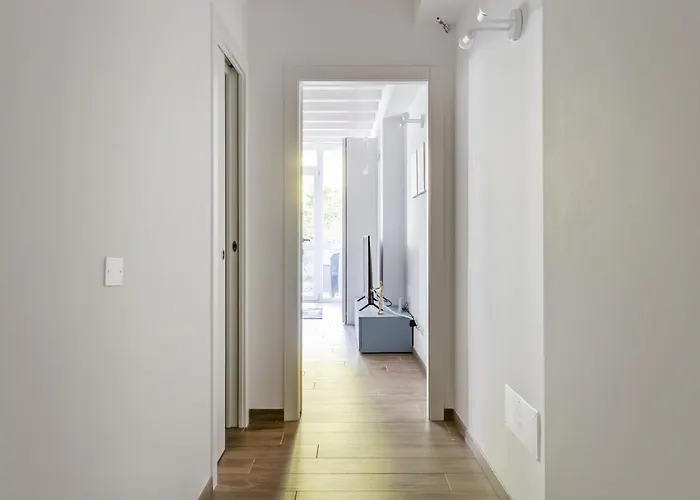 公寓 Loft Moderno Sui Navigli 米兰